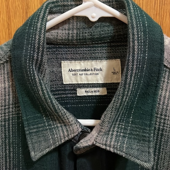 Heavy Flannel, Size Large - Picture 4 of 4